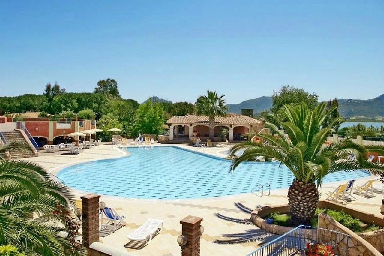 فندق Futura Club Colostrai San Priamo